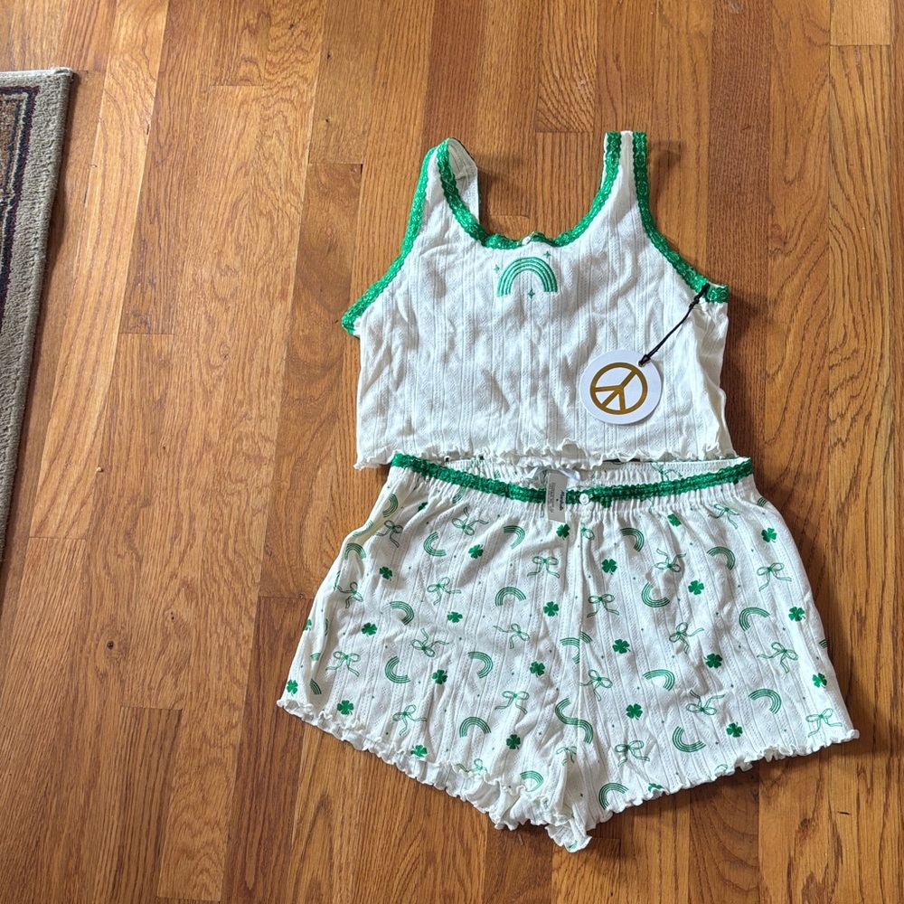 NWT Love Peace & Lazy Days Green Clover & Rainbow Two-Piece Lounge Set